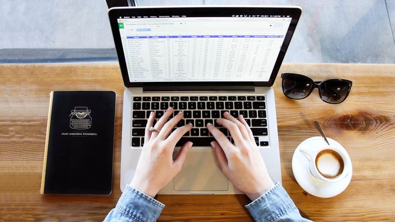 Ilustrasi artikel: Membuat Mail Merge dengan Microsoft Word tentang Teknologi Inklusif