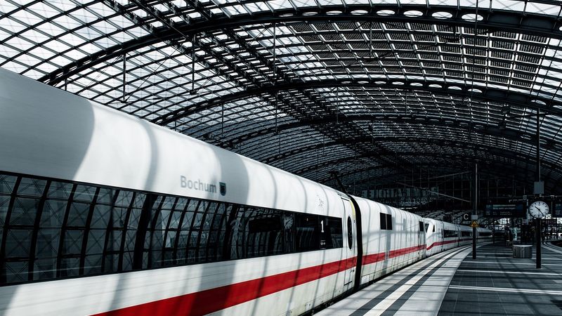 Ilustrasi artikel: Penyandang Disabilitas Coba Commuter Line tentang Isu Disabilitas
