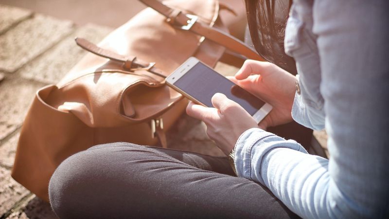 Ilustrasi artikel: Kirim SMS Gratis di iPhone dengan iMessage tentang Opini