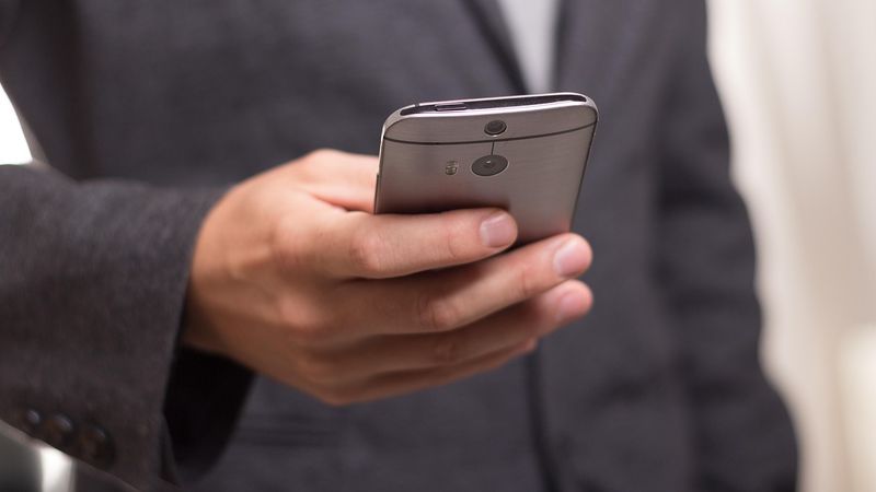 Ilustrasi artikel: Update iOs 7.1, Siri Kini Lebih "Cantik" tentang Teknologi Inklusif