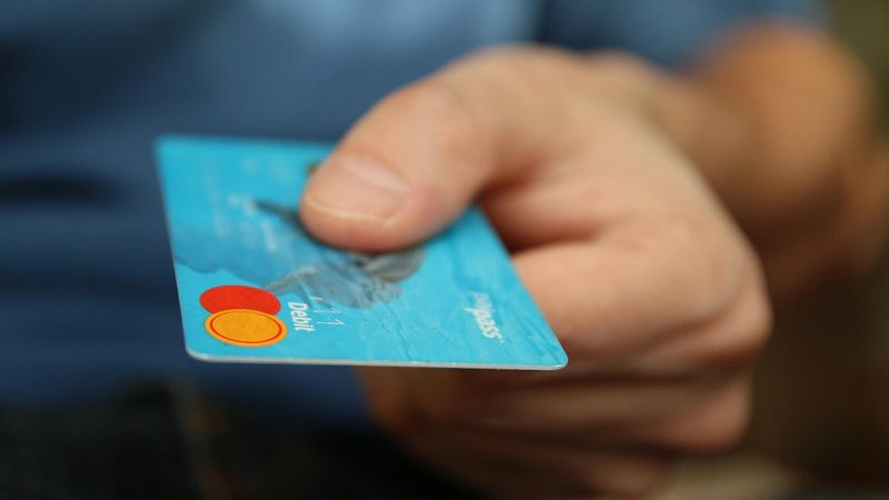 Ilustrasi artikel: Tips Aman Transaksi E-Commerce tentang Opini